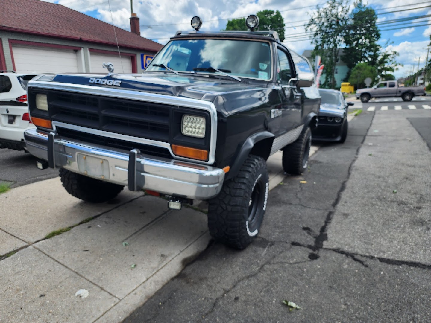 Oliveira Automotive — work and shop photos